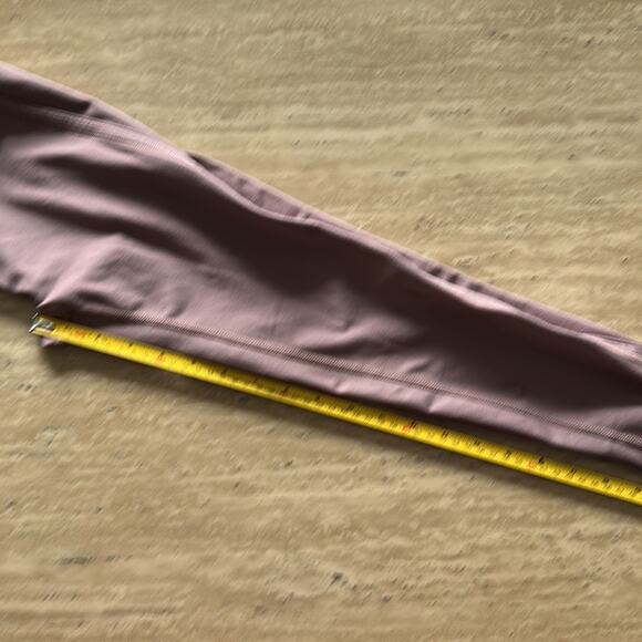 Free People FP Movement Beige Tan Capri Leggings Hole Detail K5 - Picture 8 of 9